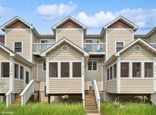 170 Lake Shore Dr APT B, Michigan City, IN 46360