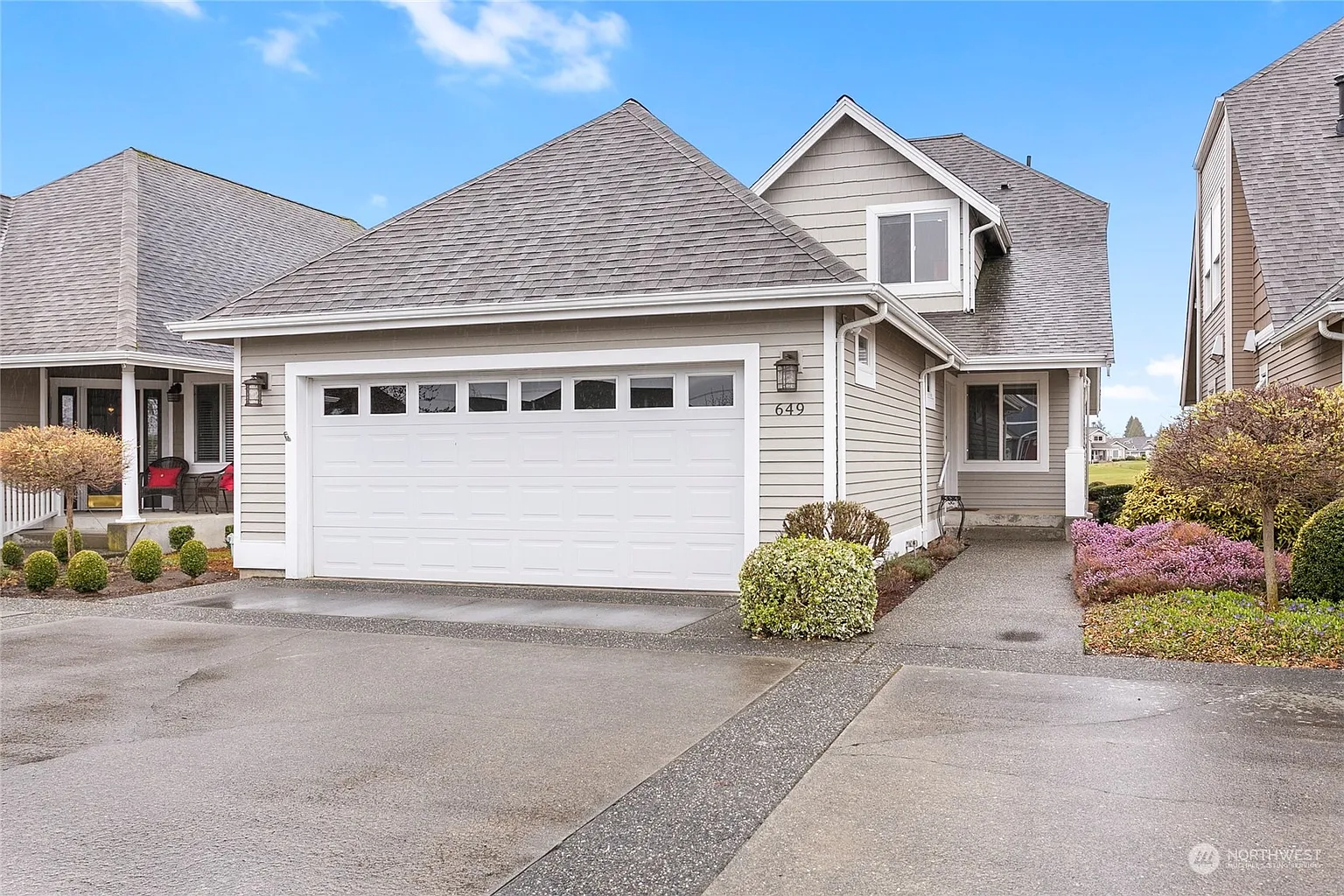 649 E Maberry Drive photo 1