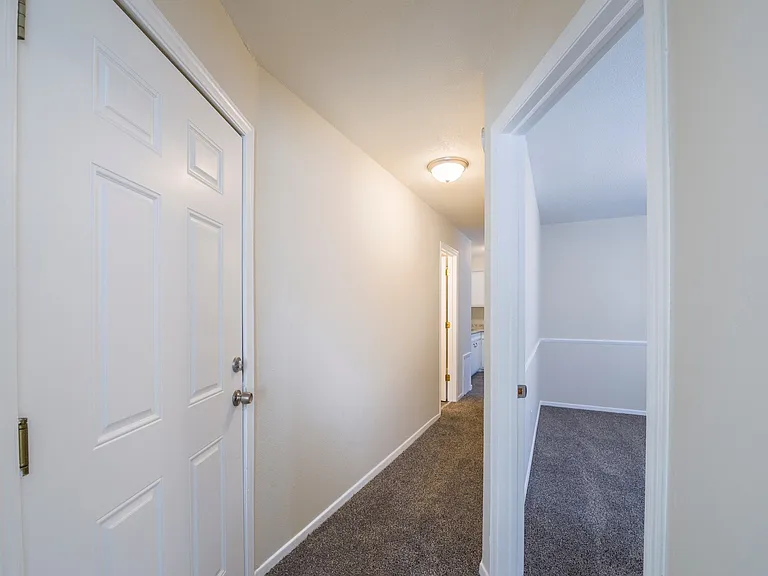 3040 Pleasant Ave — Photo 6