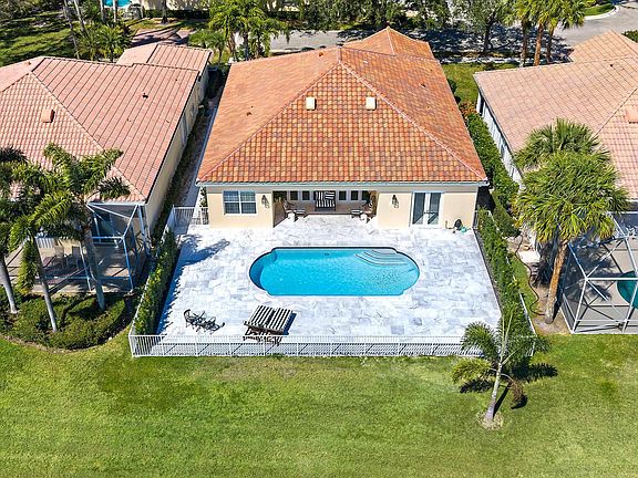 3rd image of 1115 Orinoco Way