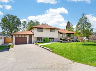 57 Pearl St, Deseronto, ON K0K 1X0