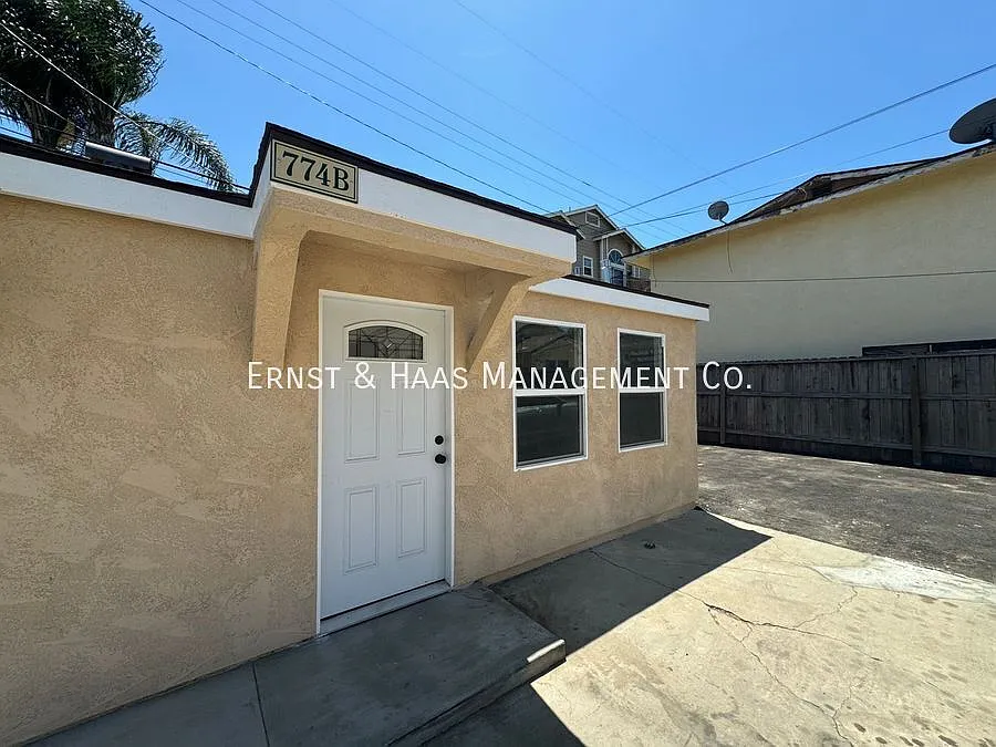 Building Photo - 774B Cherry Ave