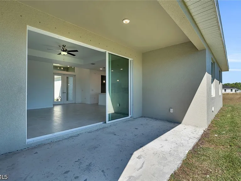 526 NW 9th St — Photo 28