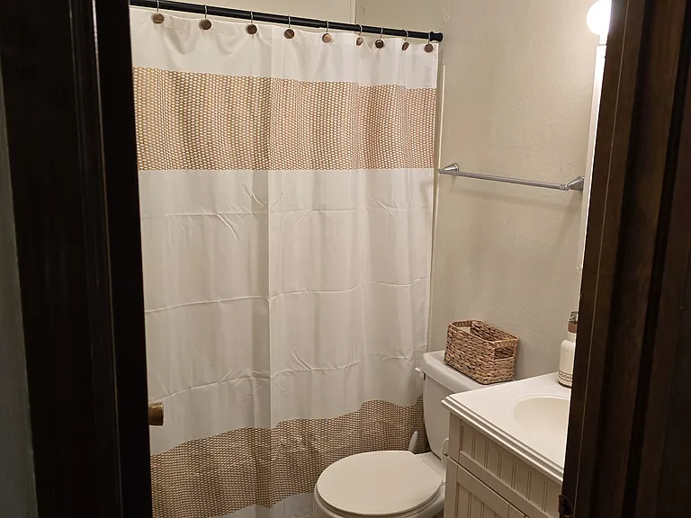506 E Elm St #2 — Photo 6