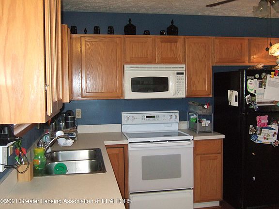 5th image of 204 Country Lake Dr Unit 16