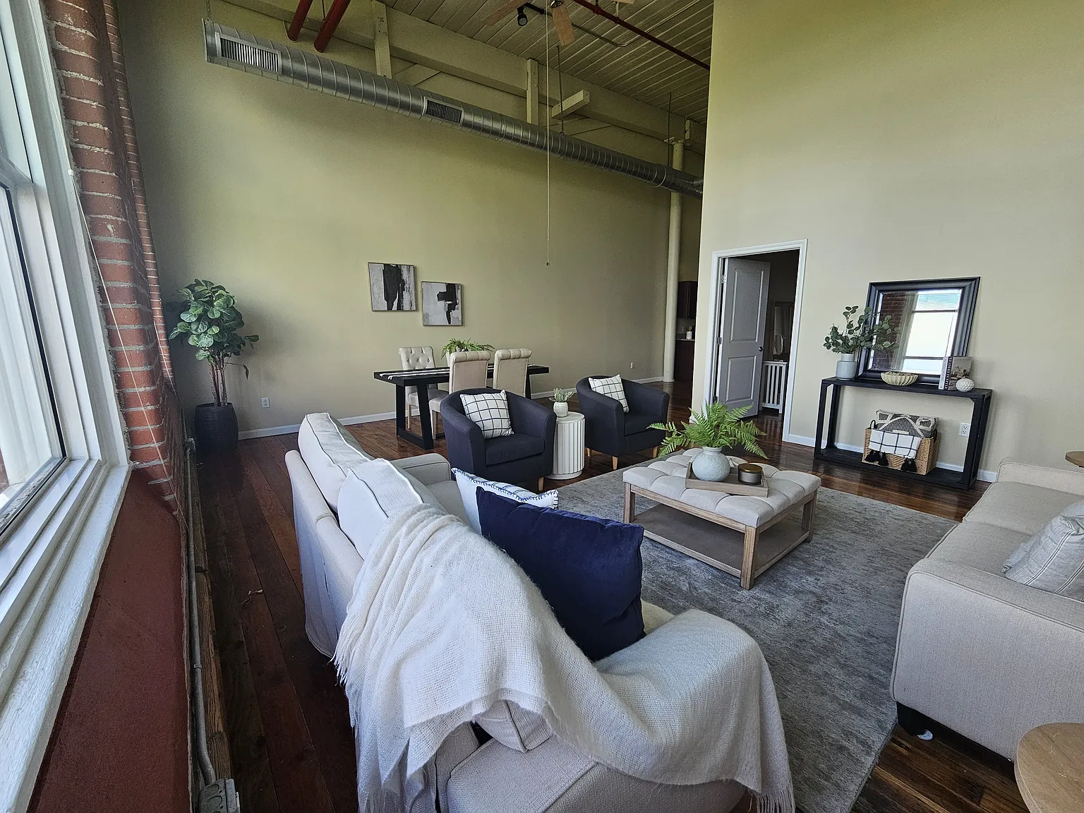 Riverbank Lofts — Photo 2