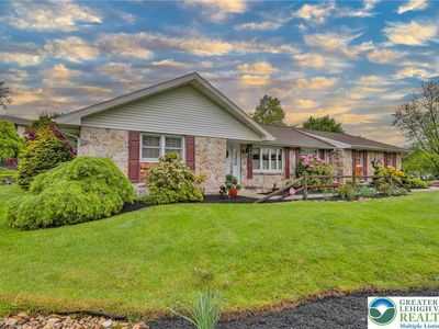 4379 Meadow Ln S, Allentown, PA, 18104