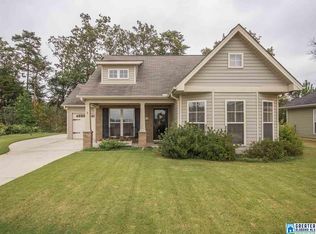 225 Rossburg Dr, Calera, AL 35040