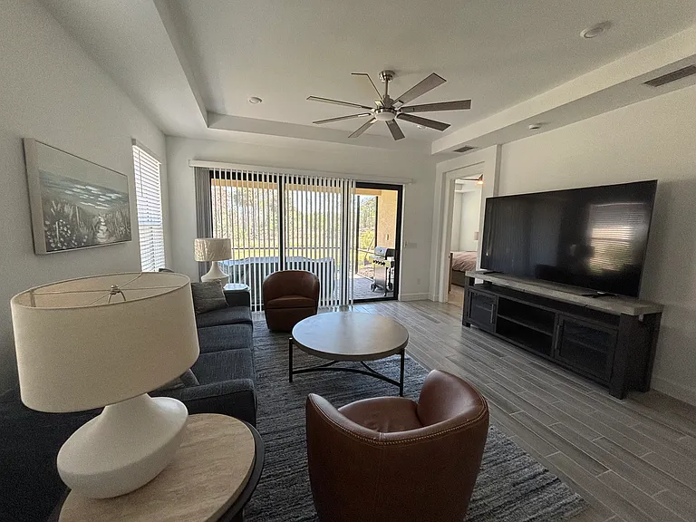15514 Vittorio St — Photo 9