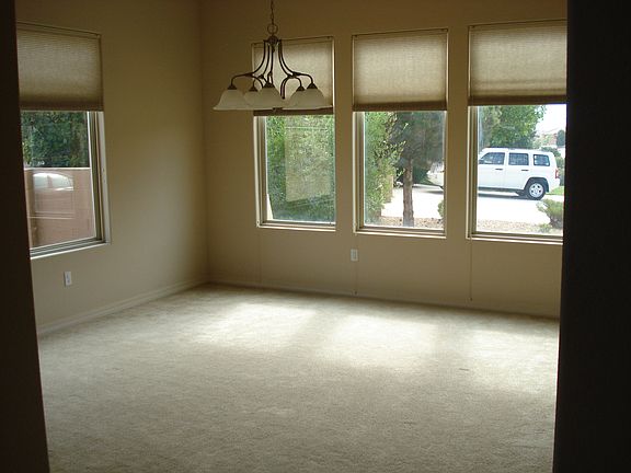 3rd image of 4515 Beresford Ln NW