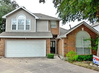 400 Holly Tree Ct, Irving, TX 75063
