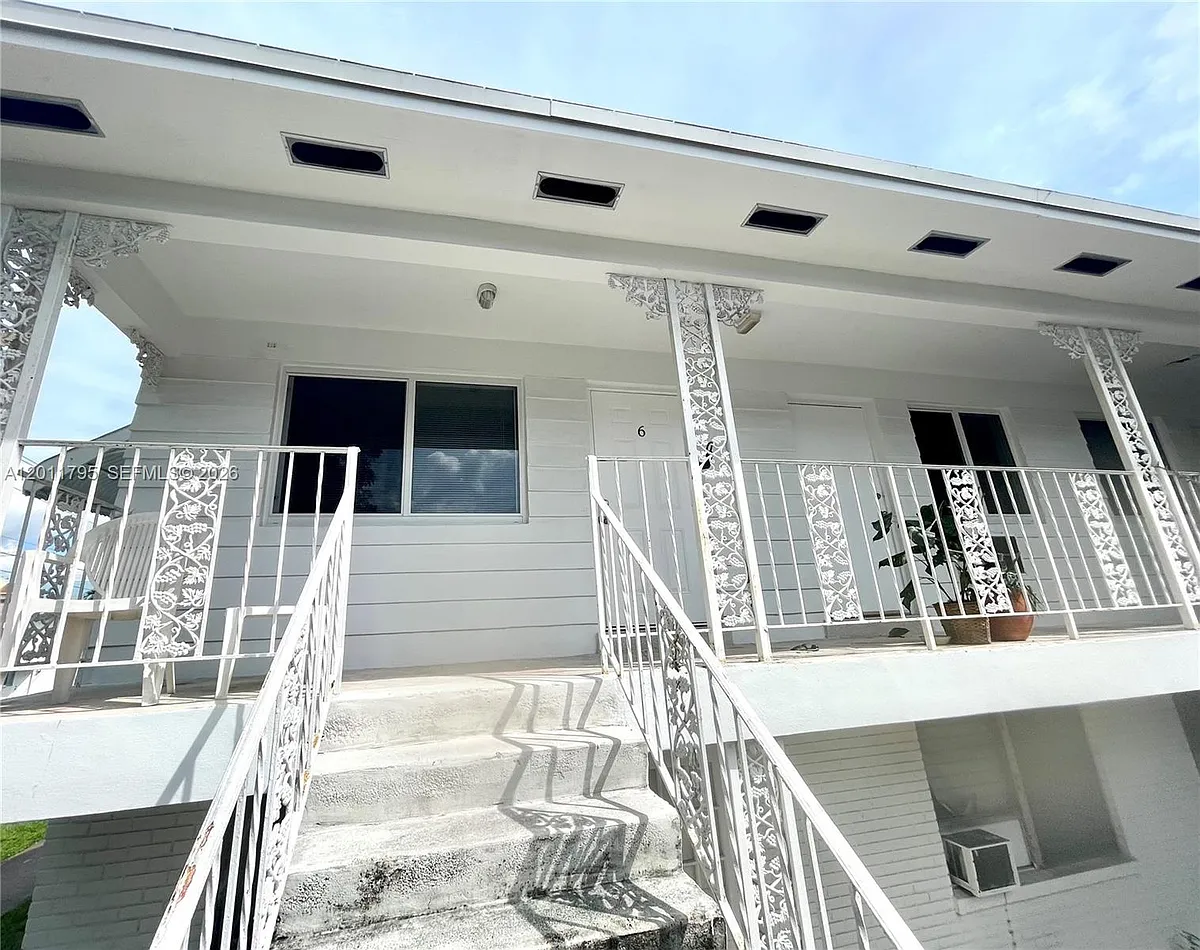 Building Photo - 601 S 19th Ave #7