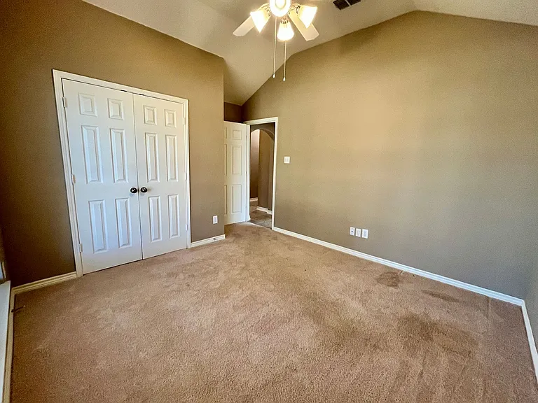 3504 Northpointe Dr — Photo 19