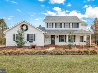 6841 Reynolds Mill Rd, Seven Valleys, PA 17360