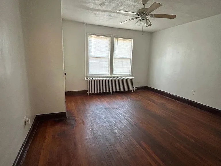 1733 Minnesota Ave SE — Photo 4