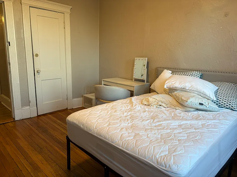 1056 Commonwealth Ave #52 — Photo 8