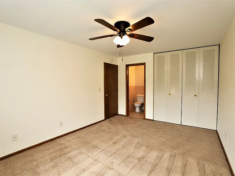 4000 Hazelton Rd — Photo 16