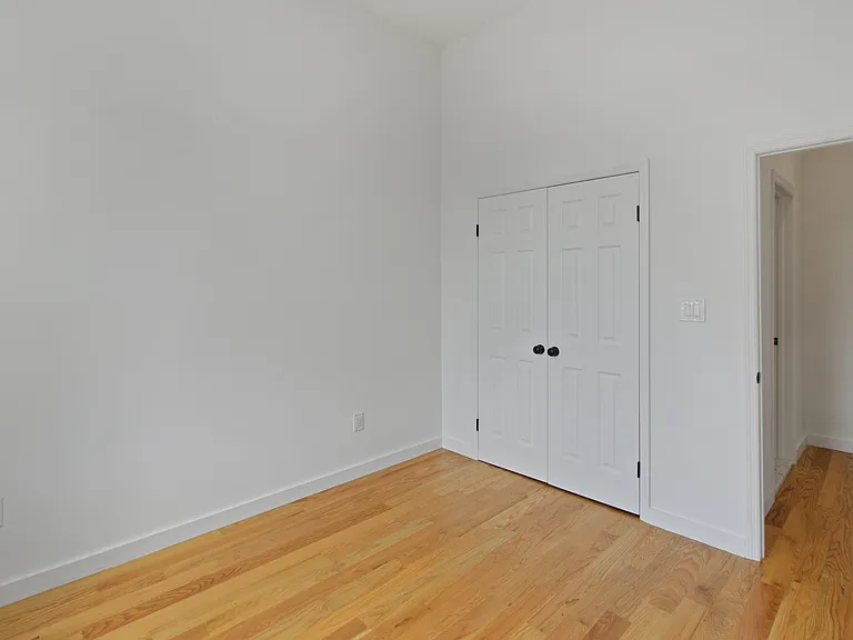 724 Marcy Ave #3 — Photo 11