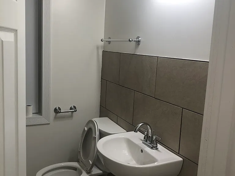 7644 S Cornell Ave #1 — Photo 36