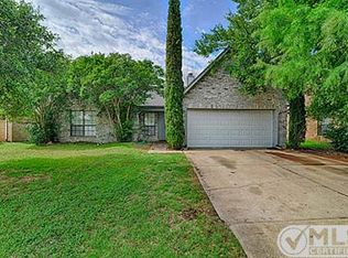 919 Valleygreen Dr, Arlington, TX 76017