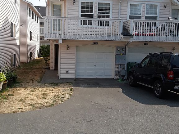 2nd image of 19828 Whitman Pl N