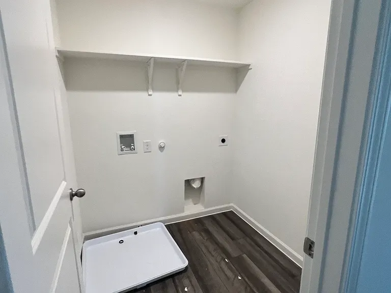 10320 Holycross Ln — Photo 13