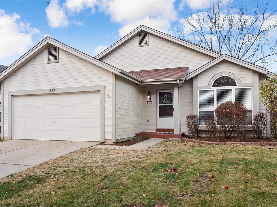 1st image of 447 Xavier Ct