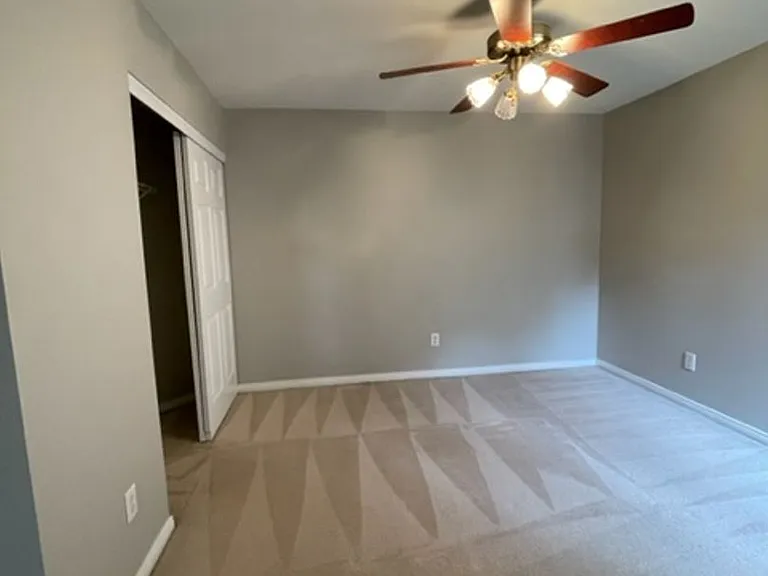 12023 Willingham Dr — Photo 52