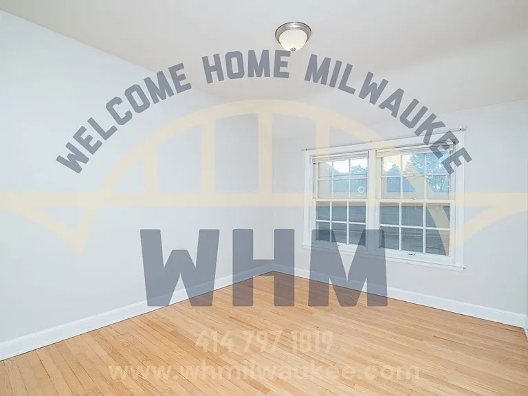 3254 S Kinnickinnic Ave — Photo 9
