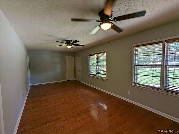 2nd image of 3318 Habersham Rd