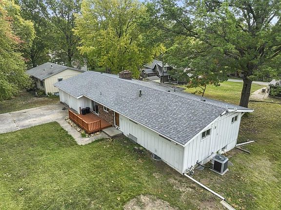 4th image of 133 Dockside Cir