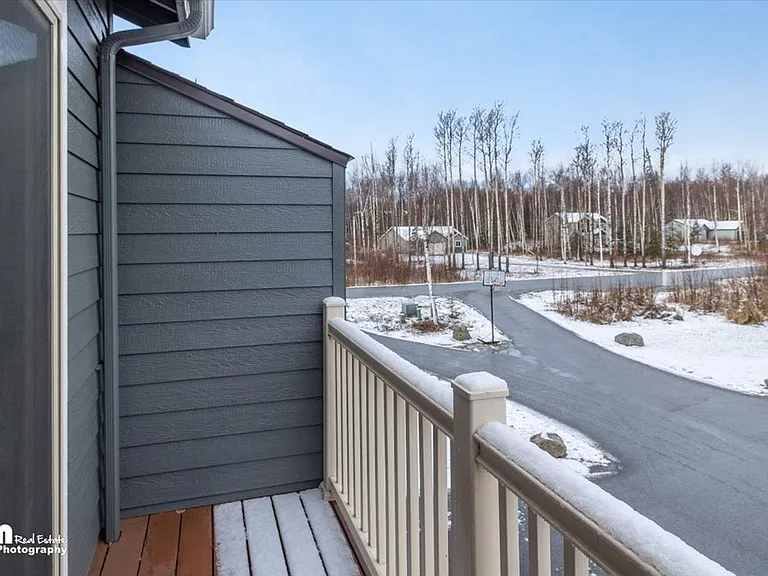 2895 S Avalon Cir — Photo 33