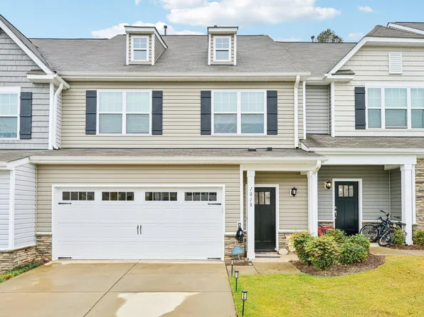 1018 Abbott St, Mebane, NC 27302