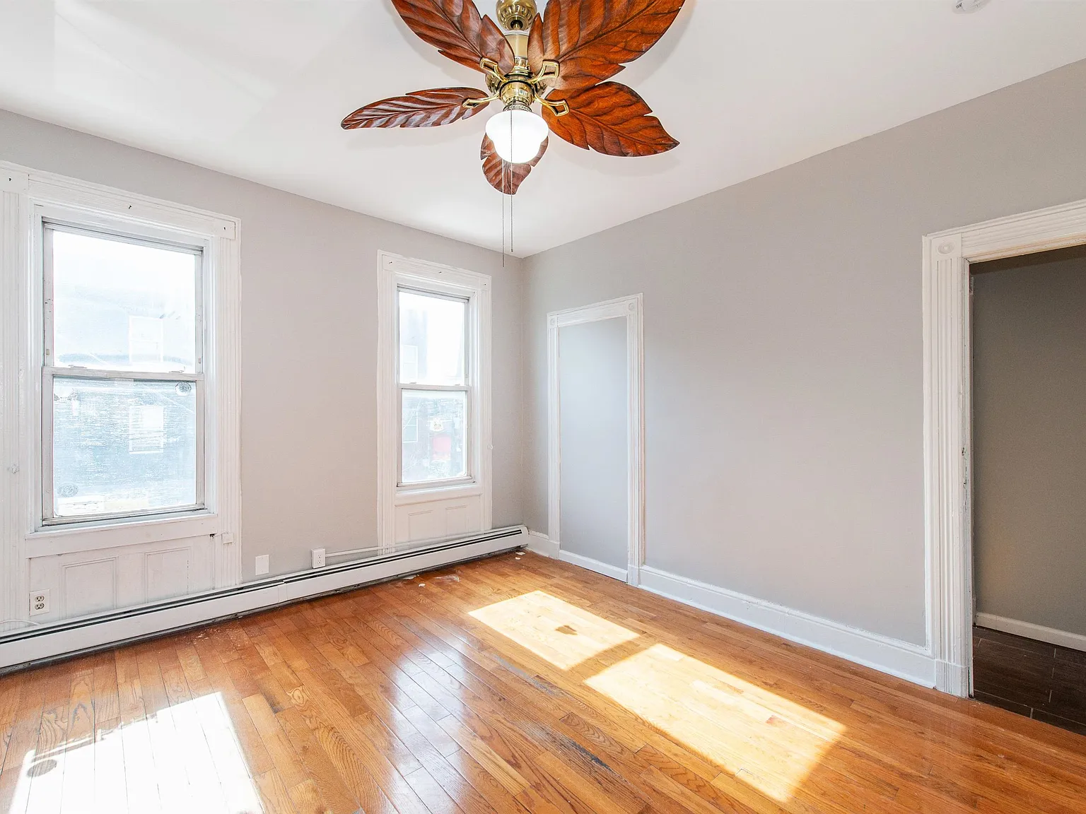 3 bed, 1.0 bath, $2,600 — Photo 4