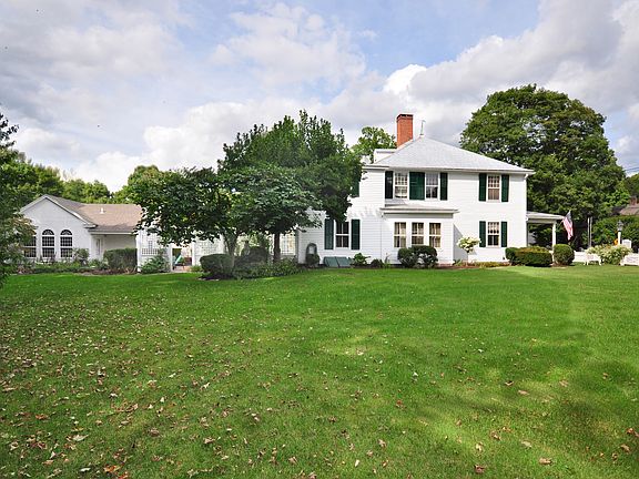 270 Main Street South