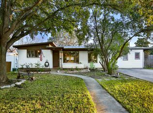 602 Larkwood Dr, San Antonio, TX 78209