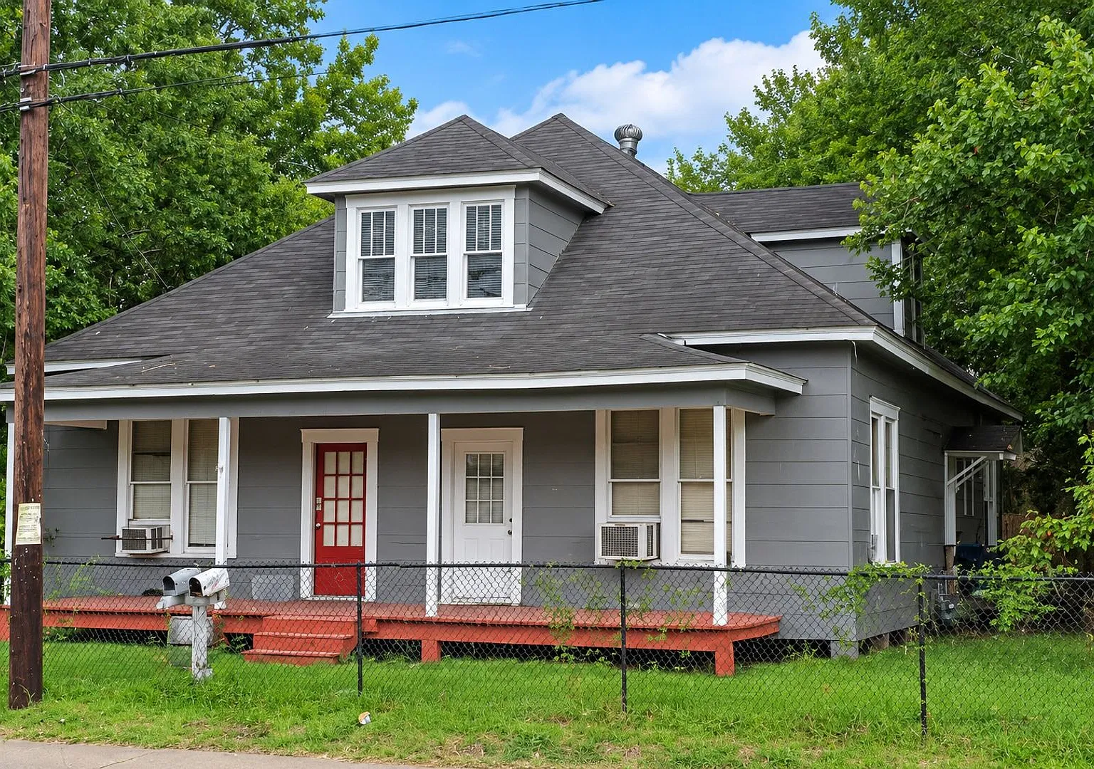 4125 Highland Ave — Photo 2