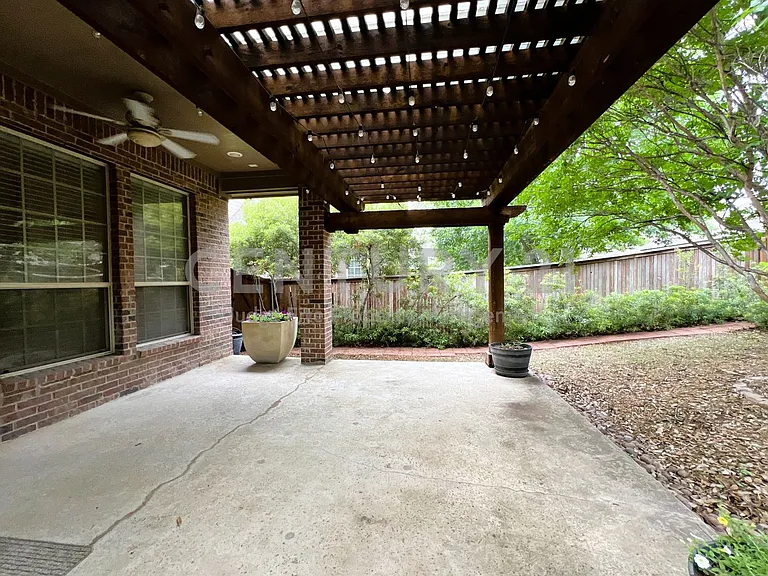 12481 Pleasant Hill Ln — Photo 34