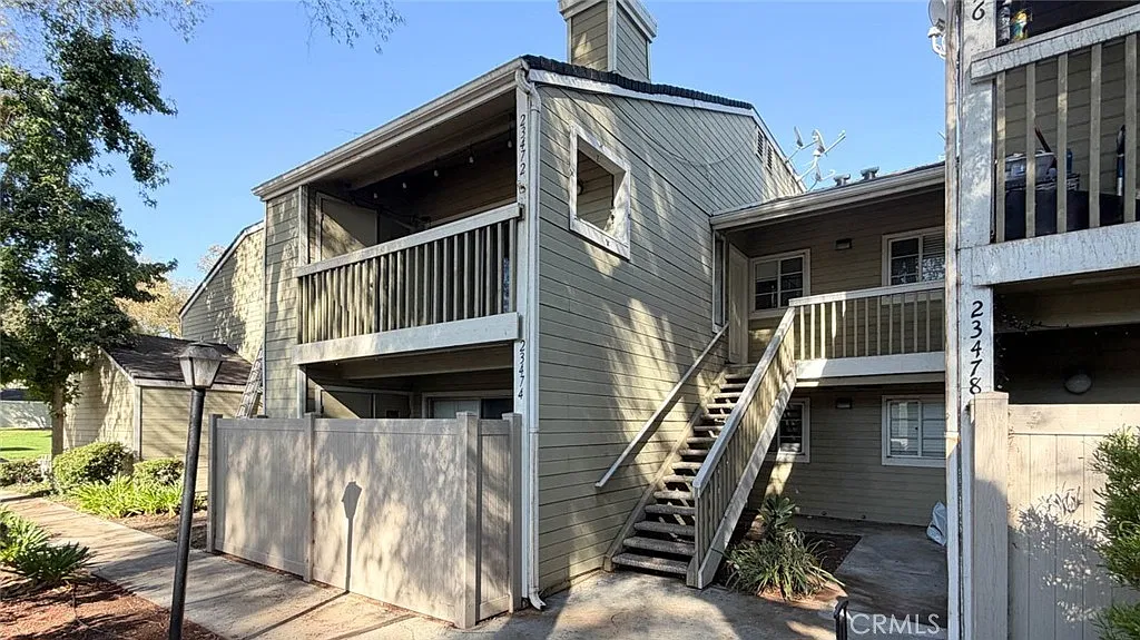 2 bed, 963 sqft, $3,100 — Photo 1