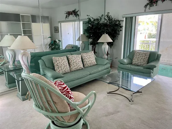 4400 Hillcrest Dr APT 101B, Hollywood, FL 33021