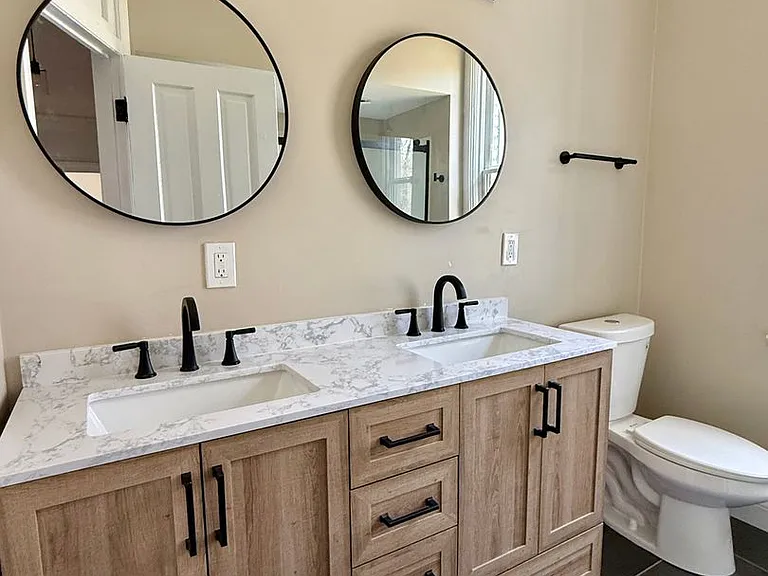 415 Considine Ave — Photo 7