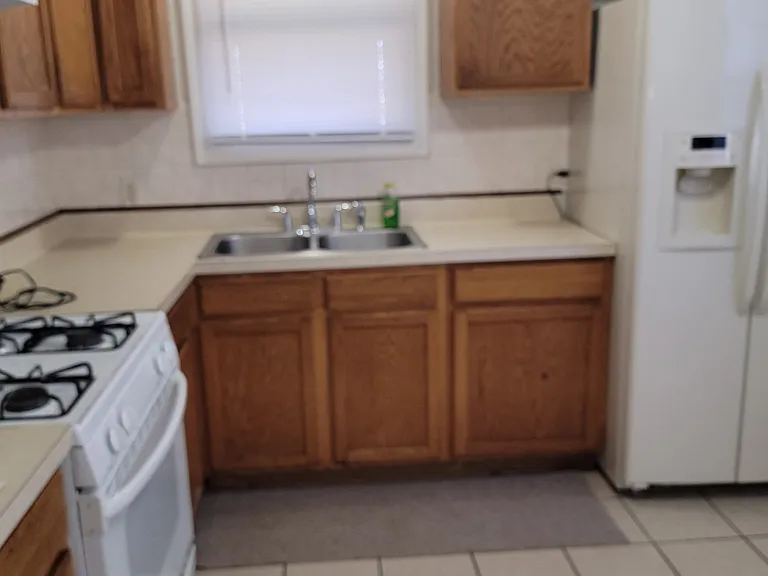 17510 Lincoln Ave — Photo 6