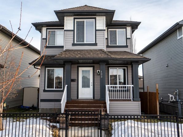 102 Sugar Maple Ln, Leduc, AB T9E 0W4