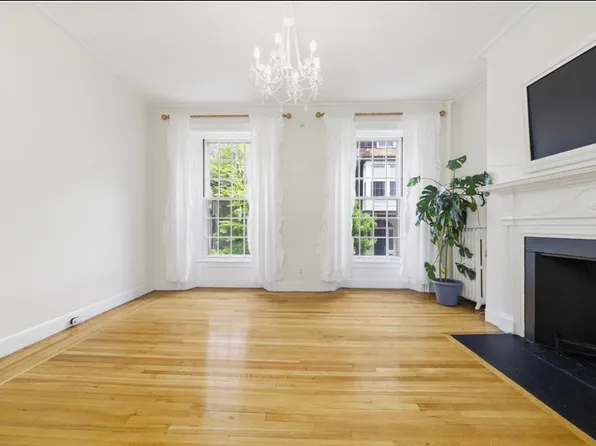 20 Joy St #2, Boston, MA 02114
