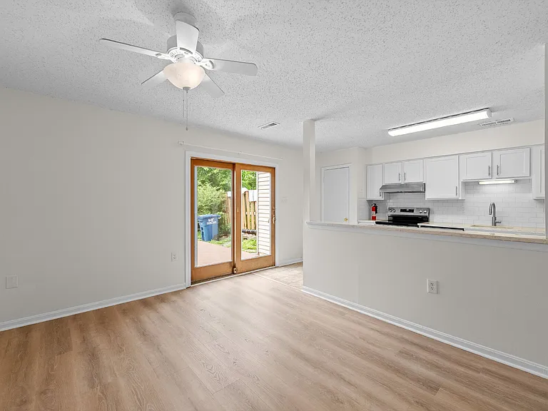 2178 Mager Dr — Photo 6