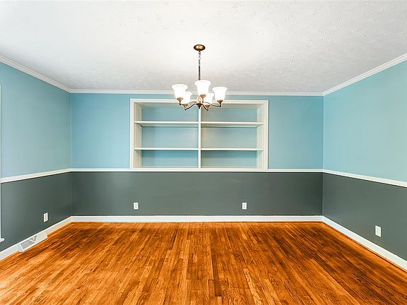 5th image of 719 Nancy Dr