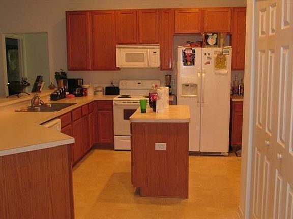 4th image of 10233 Bloomfield Hills Dr