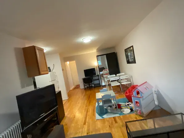 85 Corbin Pl Floor 2, Brooklyn, NY 11235