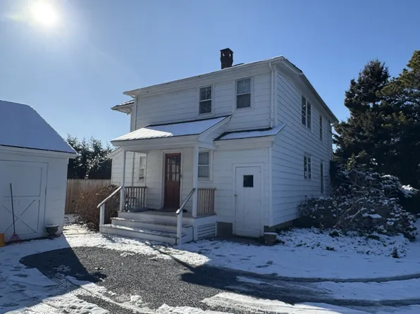 100 County Road 39a, Southampton, NY 11968