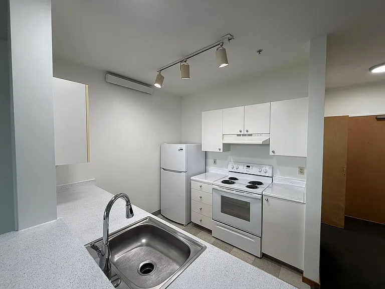 Bookmark Apartments — Photo 13